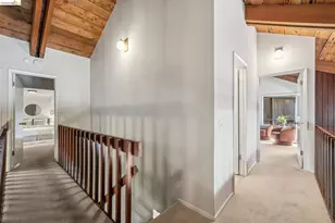 2835 Morley Dr, Oakland, CA 94611 - Photo 30