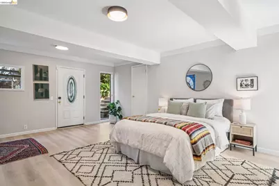 2835 Morley Dr., Oakland, CA 94611 - Photo 36