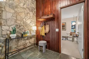 2835 Morley Dr, Oakland, CA 94611 - Photo 6