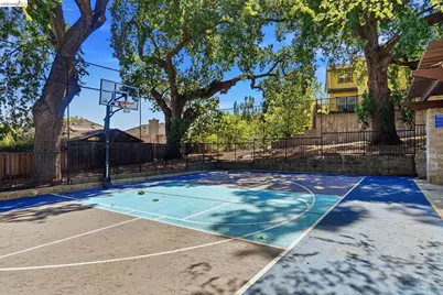 8861 Acorn Way, Gilroy, CA 95020 - Photo 32