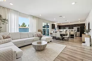 15929 Testarossa St, Lathrop, CA 95330 - Photo 2