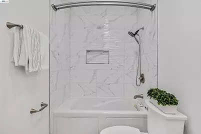 2449 Almaden Blvd, Union City, CA 94587 - Photo 18