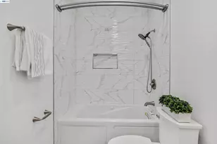 2449 Almaden Blvd, Union City, CA 94587 - Photo 18