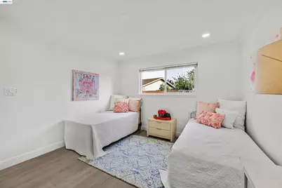 2449 Almaden Blvd, Union City, CA 94587 - Photo 14