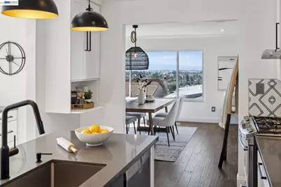 3009 Broadmoor View, Oakland, CA 94605 - Photo 18