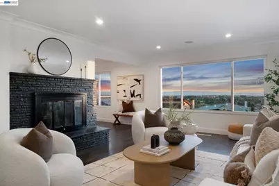 3009 Broadmoor View, Oakland, CA 94605 - Photo 2