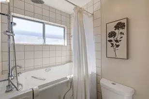 2651 Tamalpais Dr, Pinole, CA 94564 - Photo 20