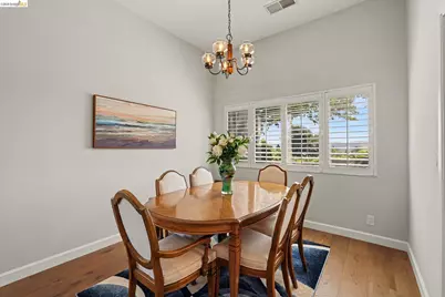 563 Cooper Dr, Benicia, CA 94510 - Photo 12