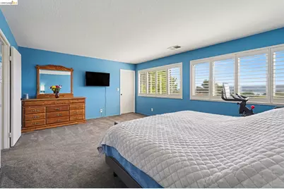 563 Cooper Dr, Benicia, CA 94510 - Photo 36