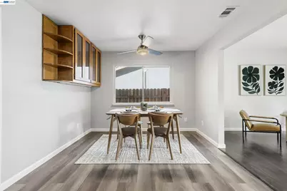 6613 Demaret Drive, Sacramento, CA 95822 - Photo 6