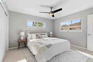 6613 Demaret Dr, Sacramento, CA 95822 - Photo 14