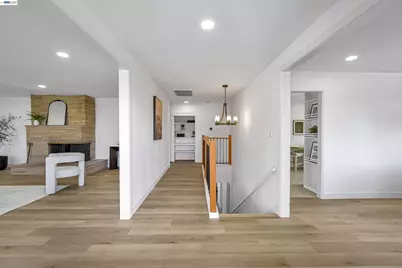 18286 Center St, Castro Valley, CA 94546 - Photo 2