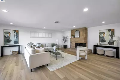 18286 Center St, Castro Valley, CA 94546 - Photo 4