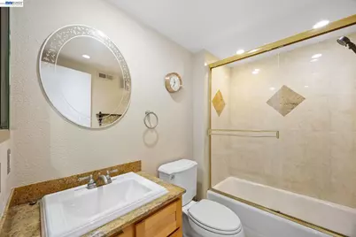 34 Chimney Rock, Oakland, CA 94605 - Photo 18