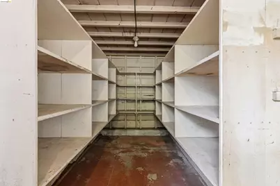 2939 57th Ave, Oakland, CA 94605 - Photo 30