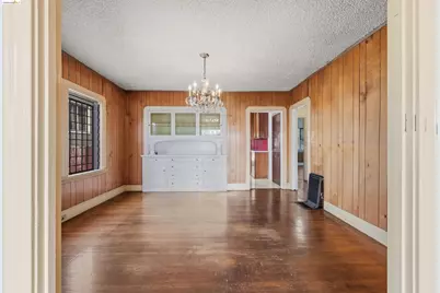 2939 57th Ave, Oakland, CA 94605 - Photo 12