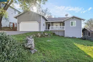 18357 Deer Hill Rd, Hidden Valley Lake, CA 95467 - Photo 4