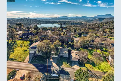 18357 Deer Hill Rd, Hidden Valley Lake, CA 95467 - Photo 46