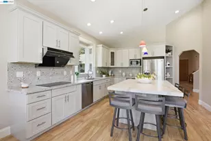 7880 La Quinta Ct, Pleasanton, CA 94588 - Photo 8