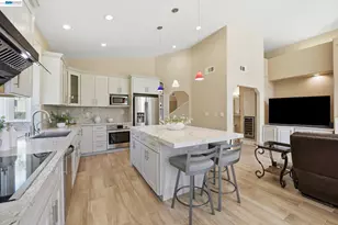 7880 La Quinta Ct, Pleasanton, CA 94588 - Photo 10