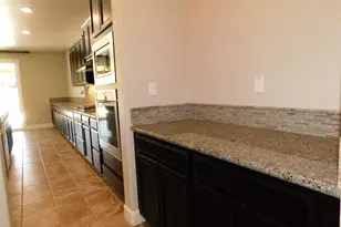 1090 Lavender St, Manteca, CA 95337 - Photo 4