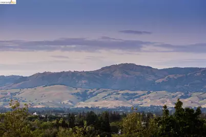 7160 Pitlochry Dr, Gilroy, CA 95020 - Photo 38