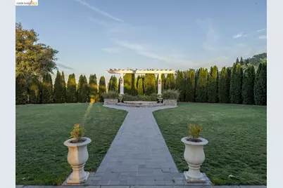 7160 Pitlochry Dr, Gilroy, CA 95020 - Photo 58