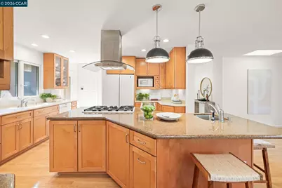 2050 Blackwood Dr, Walnut Creek, CA 94596 - Photo 8