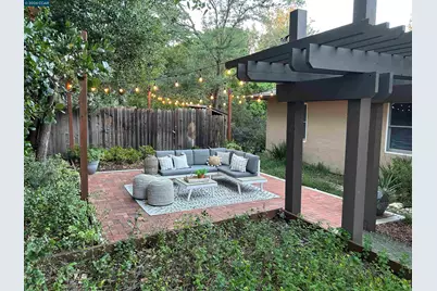 2050 Blackwood Dr, Walnut Creek, CA 94596 - Photo 2