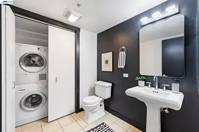 330 13th St #1A, Oakland, CA 94612 - Photo 20
