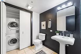 330 13th St, Oakland, CA 94612 - Photo 20