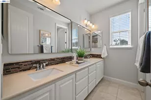 33454 Bronco Loop, Fremont, CA 94555 - Photo 40