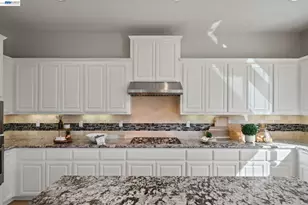 33454 Bronco Loop, Fremont, CA 94555 - Photo 14