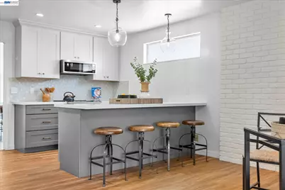 831 Casanova Dr, San Leandro, CA 94578 - Photo 22