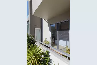 2300 Broadway #5, Oakland, CA 94612 - Photo 32