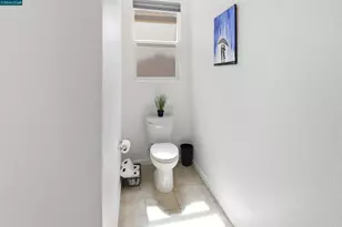 2129 Lariat Dr, Fairfield, CA 94534 - Photo 32