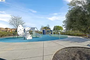 8219 Brookhaven Cir, Discovery Bay, CA 94505 - Photo 32