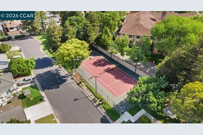 2024 Galway Dr, Pittsburg, CA 94565 - Photo 18