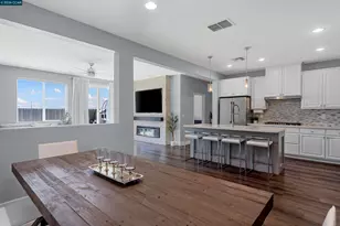 1176 Kirkhill Dr, Roseville, CA 95747 - Photo 10