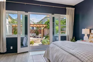 2010 Filbert, Oakland, CA 94607 - Photo 2