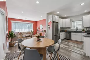 2010 Filbert, Oakland, CA 94607 - Photo 4