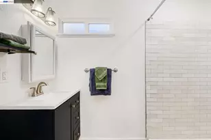 2417 Palmetto St, Oakland, CA 94602 - Photo 54