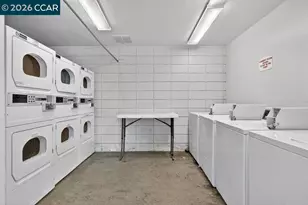 375 Camelback Rd, Pleasant Hill, CA 94523 - Photo 32