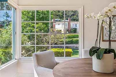 4010 Reinhardt Dr, Oakland, CA 94619 - Photo 14