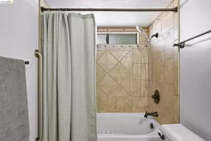 1805 Geyser Ct, Antioch, CA 94509 - Photo 36