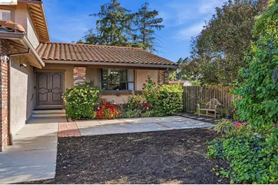 1805 Geyser Ct, Antioch, CA 94509 - Photo 6