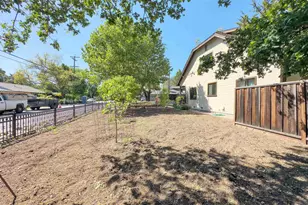 1002 El Curtola Blvd, Lafayette, CA 94595 - Photo 28