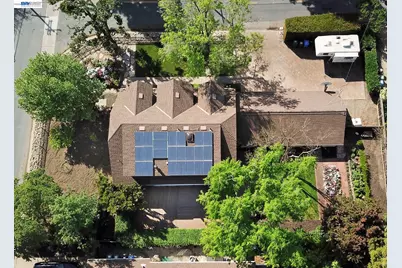 1002 El Curtola Blvd, Lafayette, CA 94595 - Photo 22