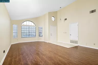 2770 Seabreeze Dr, Fairfield, CA 94533 - Photo 8