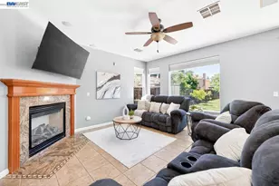 4547 Glenbrook Dr, Tracy, CA 95377 - Photo 14